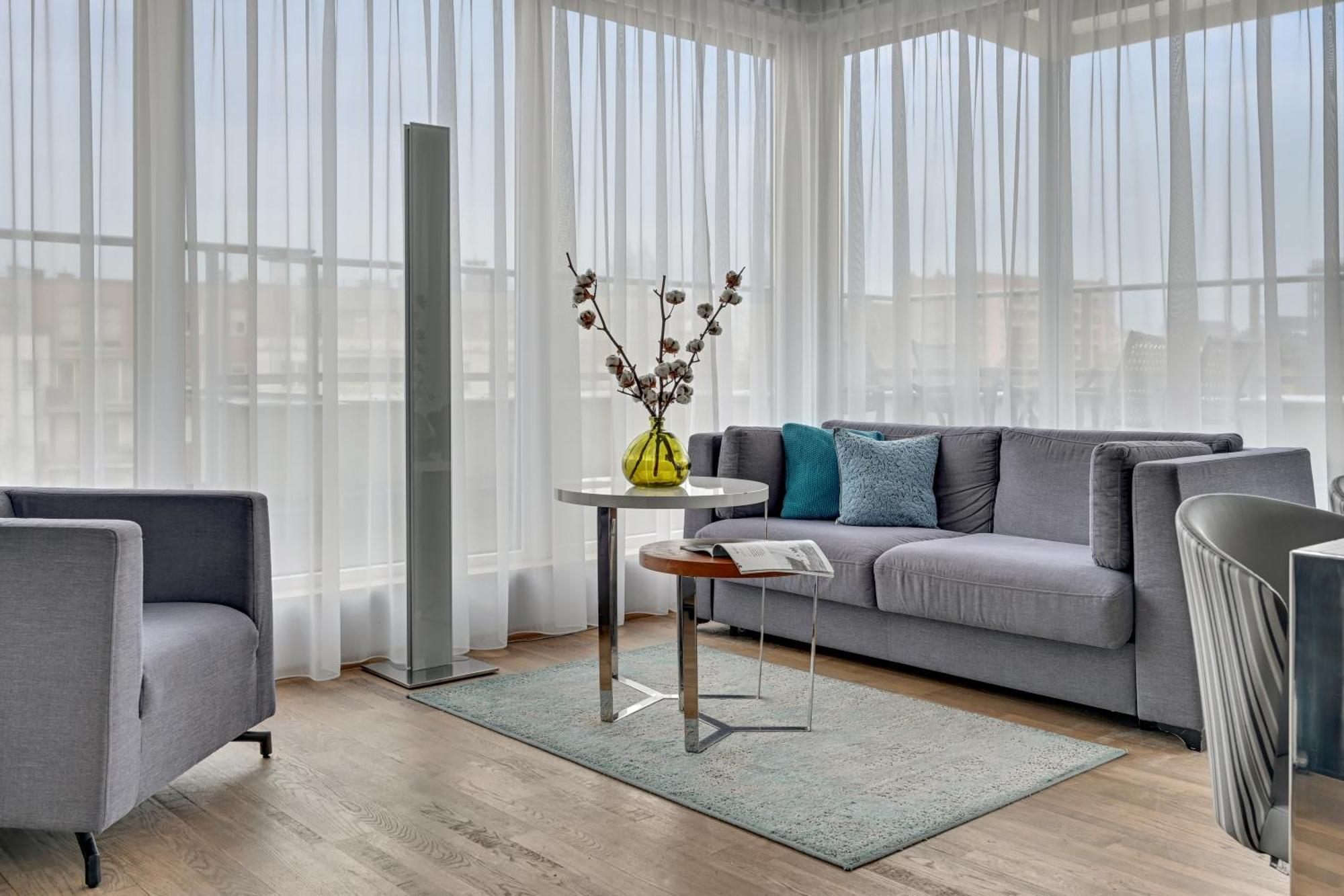 Hotel Almond Business & By Grano 4*