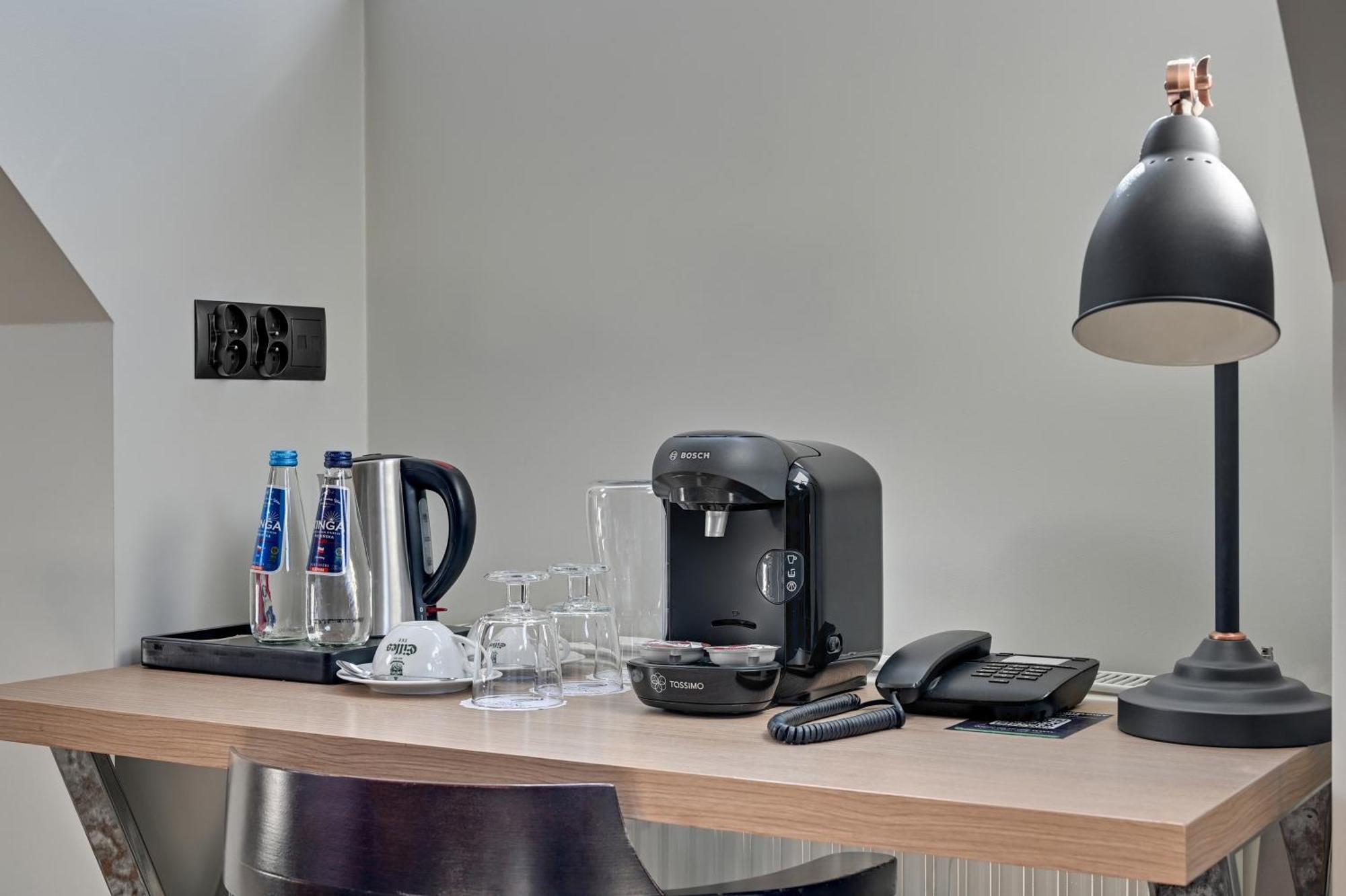 Almond Business & By Grano Hotel